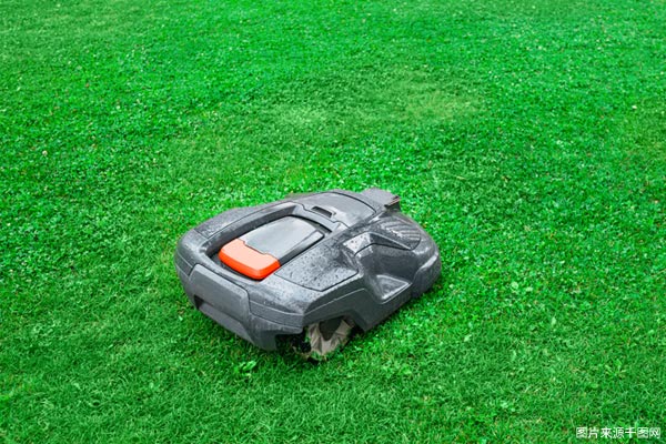 涓�鍥芥櫤鑳介櫎鑽夋満鍣ㄤ汉鈥滀寒鍓戔€� 鍐滅敯搴�闄㈣繋缁胯壊闈╁懡