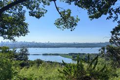 无人空中重卡来了！我国首款7吨级大型运输无人机长鹰-8今日首飞