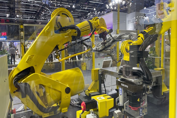 6.5億！深圳“養(yǎng)豬大戶”，拿下江蘇“機器人小巨人”